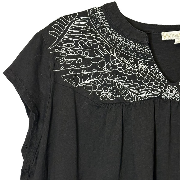 Suzanne Betro black white embroidered tee size‎ 4X - Picture 4 of 7